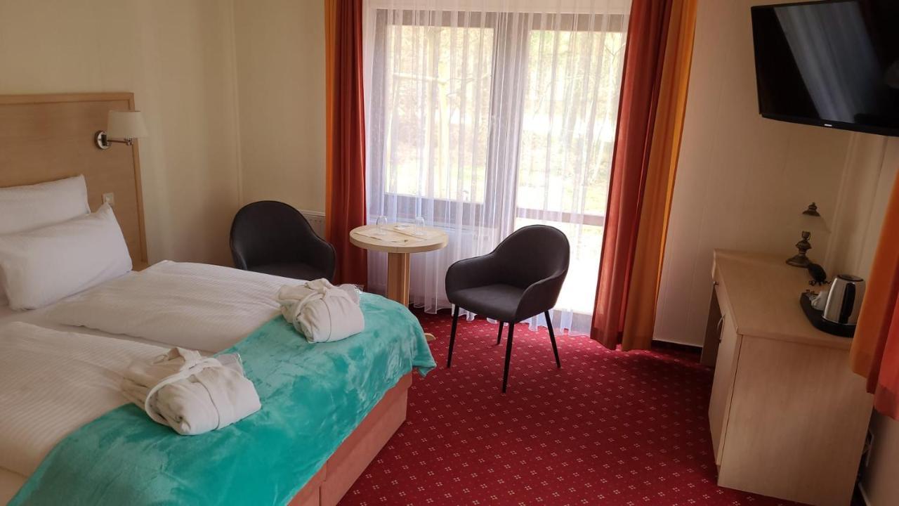 Hubertus Hotel Perleberg Kültér fotó